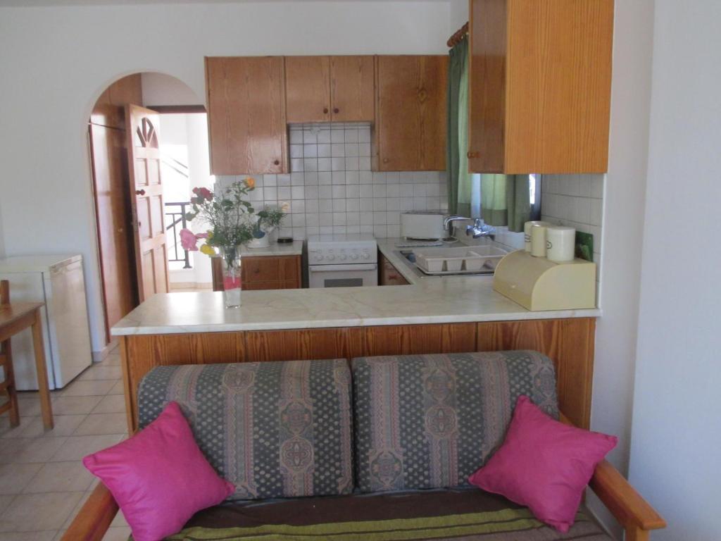 Andries Apartments Paphos Esterno foto