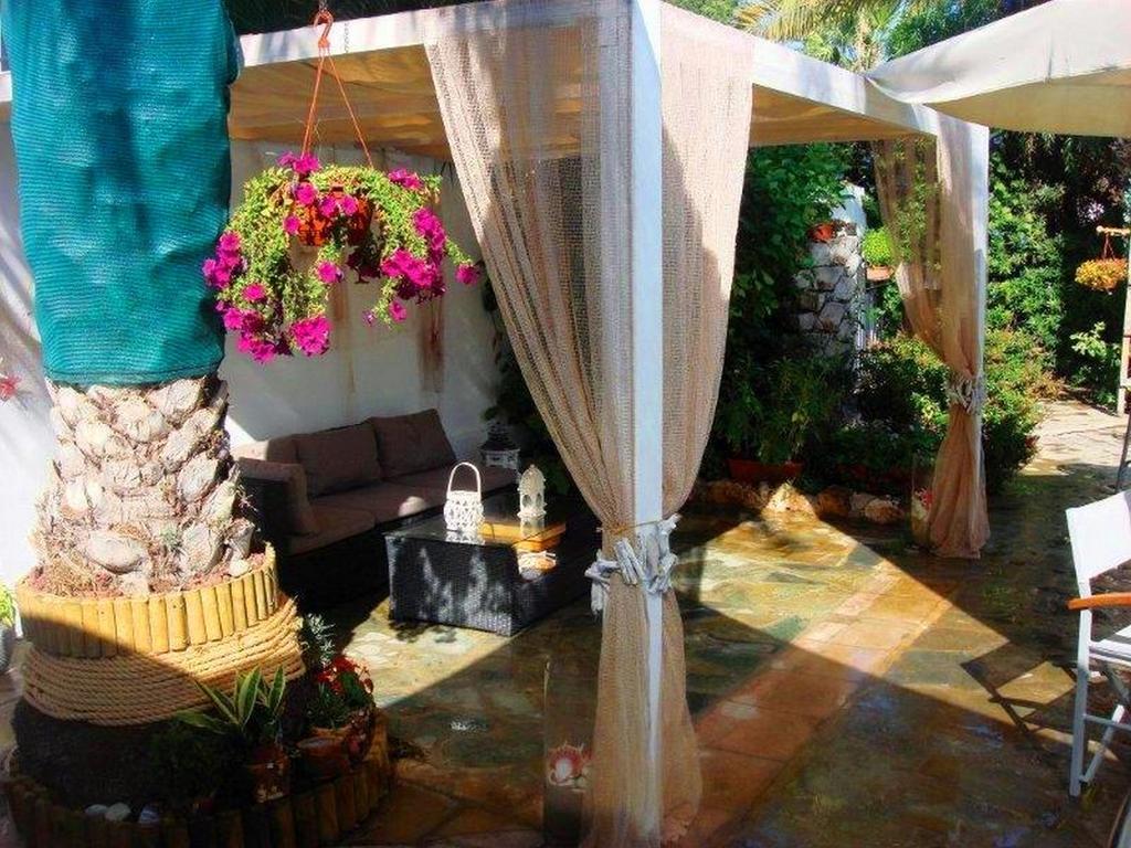 Andries Apartments Paphos Esterno foto