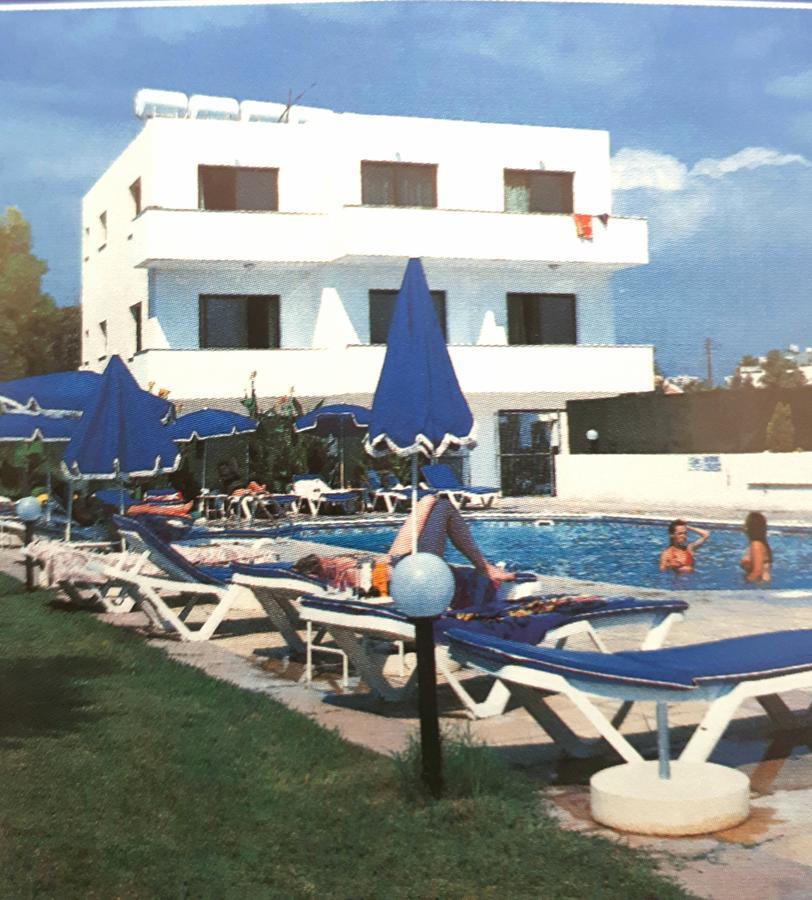 Andries Apartments Paphos Esterno foto